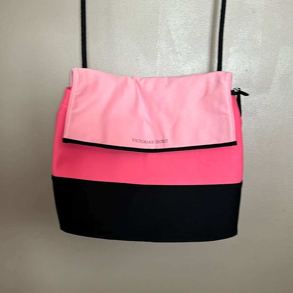 Victoria’s Secret insulated lunch bag